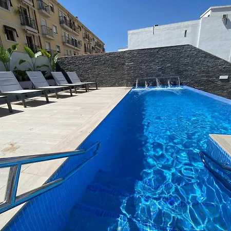 Broe-adults Recommended Otel Málaga