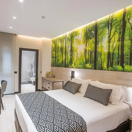 Broe-adults Recommended Otel Málaga