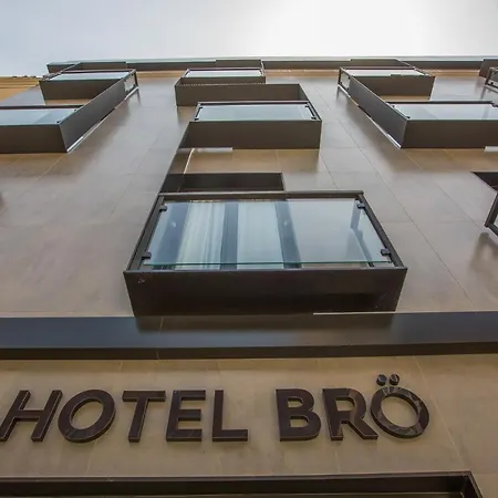 Broe-adults Recommended Otel